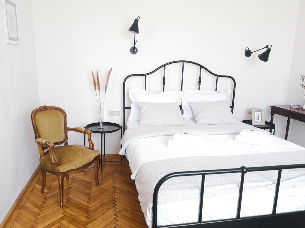 Romantic Apartment In The City Centre Banská Štiavnica Kültér fotó
